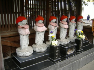 Jizo, guardian statues